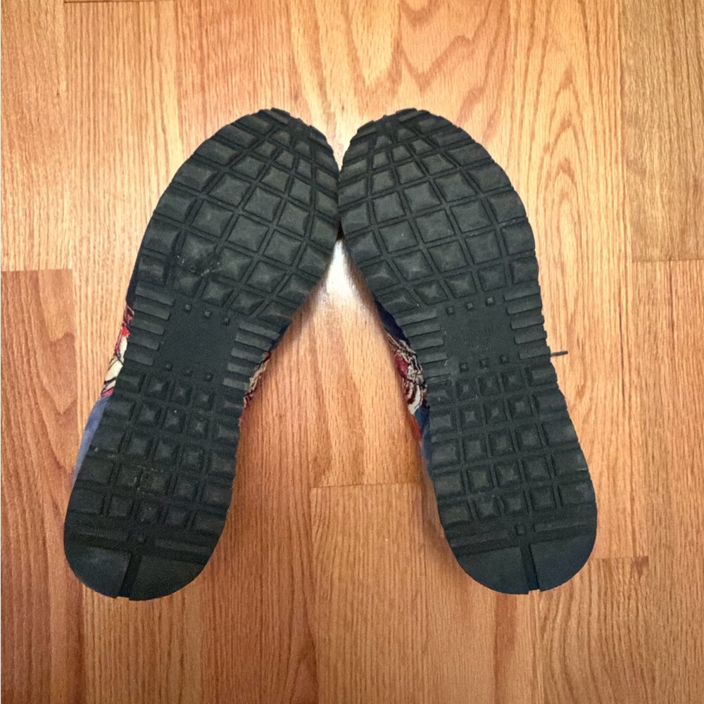 Valentino Rockrunner Tiger Sneakers - Picture 5 of 5